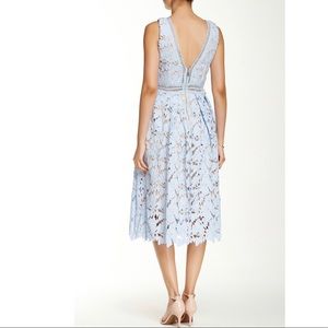Romeo & Juliet Couture Blue lace medium midi dress